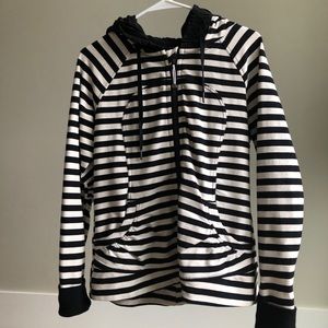 Lulu lemon zip up jacket! “Like New” condition!